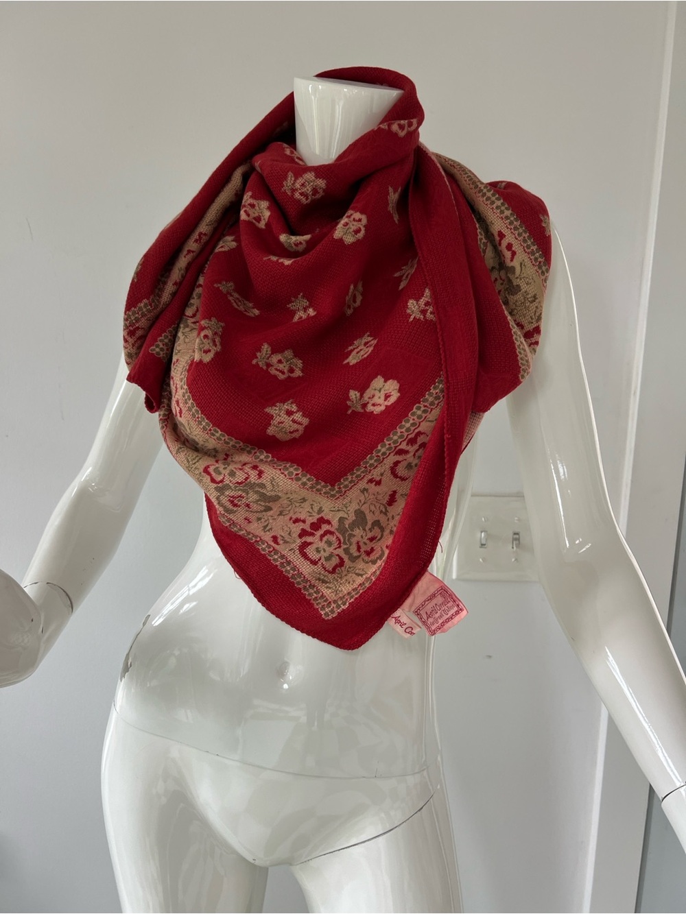 April Cornell Scarf farmhouse style 42”x38”